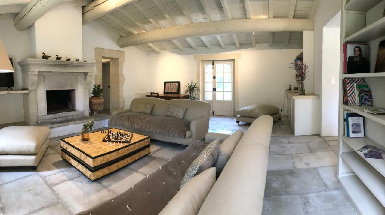 Le Cafe & La Forge Du Petit Badon Villa Salin-de-Giraud Esterno foto